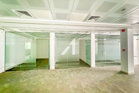 مكتب للإيجار في Sheikh Zayed Road، دبي، الإمارات العربية المتحدة 182 متر مربع ، رقم 692795 - صورة 3