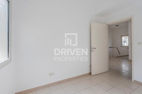 Huvila Meadows, Dubai, Arabiemiraatit 4 makuuhuonetta, 540 m2 № 655117 - kuva 15