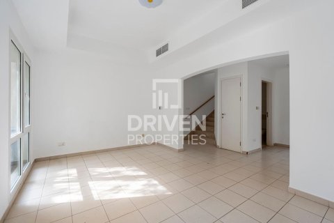Huvila Meadows, Dubai, Arabiemiraatit 4 makuuhuonetta, 540 m2 № 655117 - kuva 4