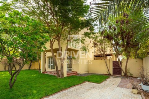 Huvila Meadows, Dubai, Arabiemiraatit 4 makuuhuonetta, 540 m2 № 655117 - kuva 27