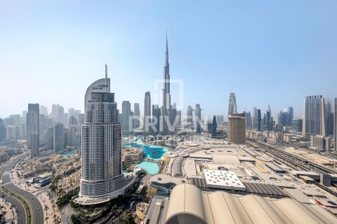 Квартира в Даунтаун Дубай (Даунтаун Бурдж Дубай), Дубай, ОАЭ 2 спальни, 126м2 № 655115