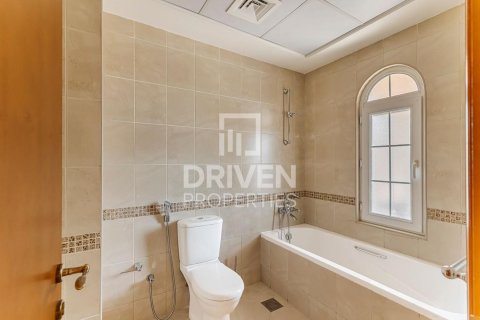 Vilă de închiriat în Arabian Ranches, Dubai, EAU 5 dormitoare, 419 mp. №655114 - poză 28