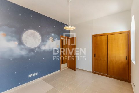 Vilă de închiriat în Arabian Ranches, Dubai, EAU 5 dormitoare, 419 mp. №655114 - poză 16