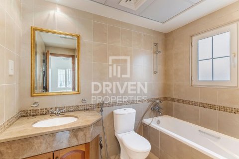 Vilă de închiriat în Arabian Ranches, Dubai, EAU 5 dormitoare, 419 mp. №655114 - poză 22