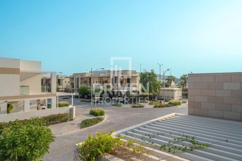 Townhouse sa DAMAC Hills (Akoya by DAMAC), Dubai, UAE 3 silid-tulugan, 164 sq.m. № 655116 - larawan 18