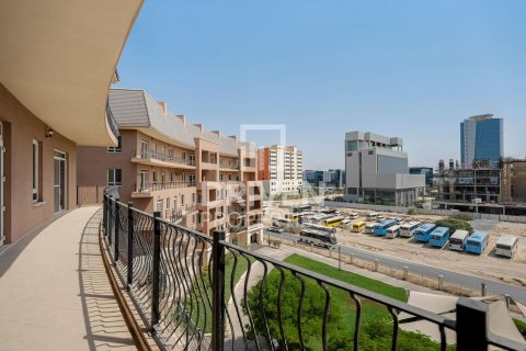 Apartment til leje i Motor City, Dubai, UAE 3 soveværelser, 202 kvm № 655413 - foto 23