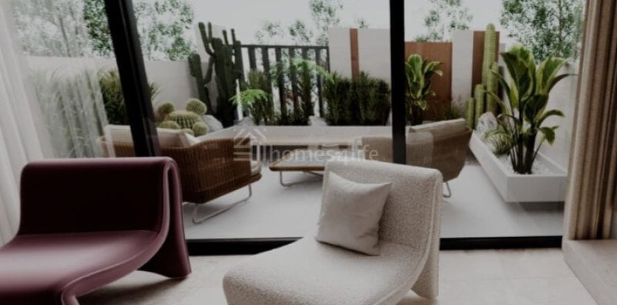 Stadthaus in Dubai Investment Park, Dubai, VAE: 4 Schlafzimmer, 117 m2 Nr. 718601