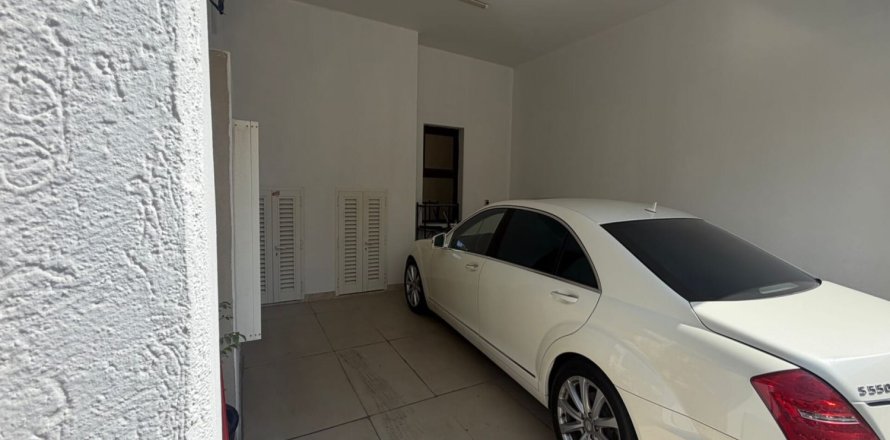 Stadthaus in Mudon, Dubai, VAE: 4 Schlafzimmer, 366 m2 Nr. 718599