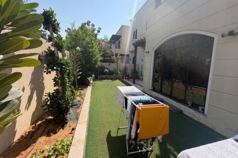 Stadthaus zum Verkauf in Mudon, Dubai, VAE 4 Schlafzimmer, 366 m2 Nr. 718599 - Foto 4