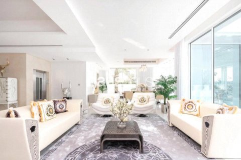 Vila v Palm Jumeirah, Dubai, SAE 6 ložnice, 1034 m² Č.: 626932 - fotografie 2