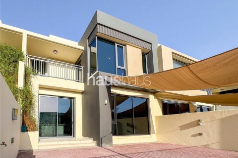 Vila v Dubai Hills Estate, Dubai, SAE 4 ložnice, 201 m² Č.: 626931 - fotografie 1