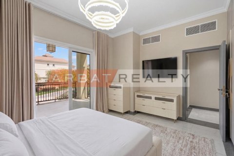 Villa in vendita a Dubai Land, Dubai, EAU 4 camere da letto, 490.34 mq. № 737050 - foto 9