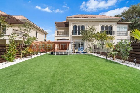 Villa in vendita a Dubai Land, Dubai, EAU 4 camere da letto, 490.34 mq. № 737050 - foto 13
