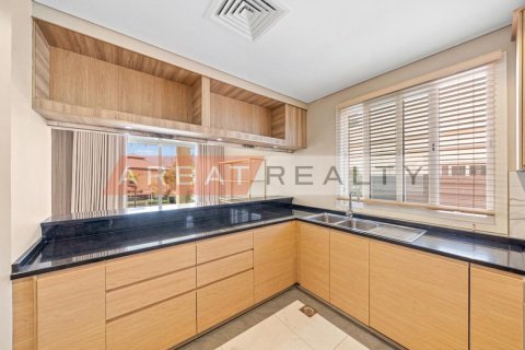 Villa in vendita a Dubai Land, Dubai, EAU 4 camere da letto, 490.34 mq. № 737050 - foto 4