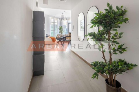 Appartamento in vendita a Business Bay, Dubai, EAU 2 camere da letto, 103.77 mq. № 737048 - foto 17