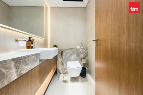 Lägenhet uthyres i Business Bay, Dubai, UAE 2 sovrum, 125.5 kvm Nr. 694069 - fotografi 12