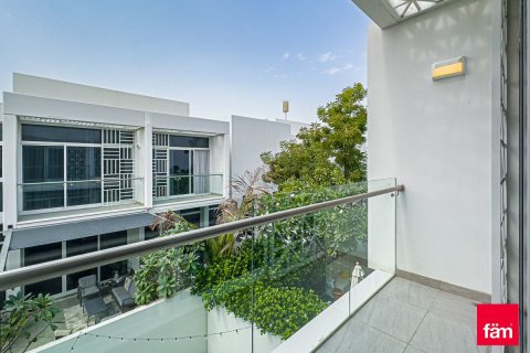 Városi lakóépület itt: Dubai, EAE, 3 hálószoba, 190 m², azonosító: 689473 - fénykép 6