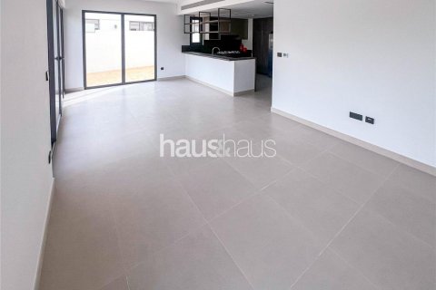 Vilë në Tilal Al Ghaf, Dubai, Emiratet e Bashkuara Arabe 5 dhoma gjumi, 317 m2. № 625433 - Foto 4