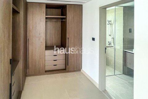 Vilë në Tilal Al Ghaf, Dubai, Emiratet e Bashkuara Arabe 5 dhoma gjumi, 317 m2. № 625433 - Foto 13