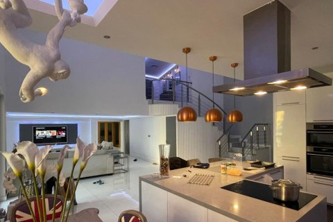 Dzīvoklis Jumeirah Beach Residence, Dubaijā, AAE 4 istabas, 228.04 m2 Nr. 750862
