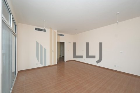 Vilë në Abu Dhabi, Emiratet e Bashkuara Arabe 5 dhoma gjumi, 904 m2. № 557363 - Foto 24