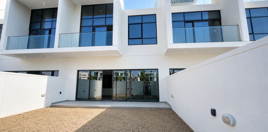 Casa urbana em Dubai, EAU 4 quartos, 259.6 m2 № 757973