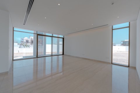 Vila v Abu Dhabi, SAE 5 ložnice, 1678.43 m² Č.: 748946 - fotografie 3