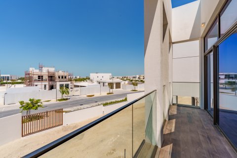 Vila v Abu Dhabi, SAE 5 ložnice, 1678.43 m² Č.: 748946 - fotografie 13
