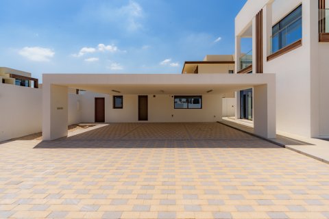 Vila v Abu Dhabi, SAE 5 ložnice, 1678.43 m² Č.: 748946 - fotografie 14