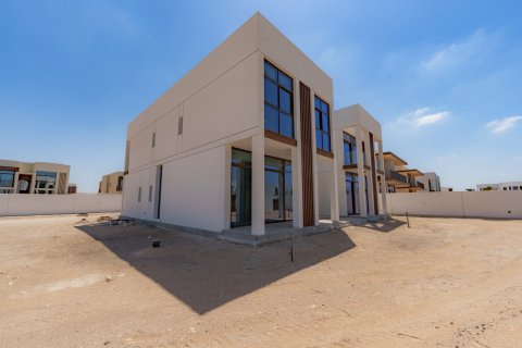 Vila v Abu Dhabi, SAE 5 ložnice, 1678.43 m² Č.: 748946 - fotografie 17