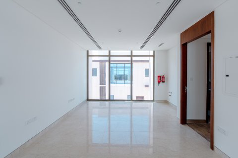 Villa te koop in Abu Dhabi, VAE 5 slaapkamers, 1347 vr.m., nr 748944 - foto 14