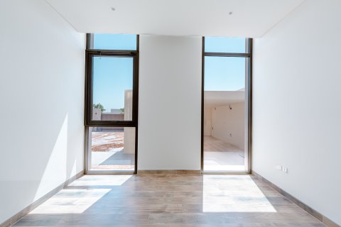 Villa te koop in Abu Dhabi, VAE 5 slaapkamers, 1347 vr.m., nr 748944 - foto 5