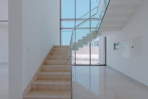 Villa te koop in Abu Dhabi, VAE 5 slaapkamers, 1347 vr.m., nr 748944 - foto 16