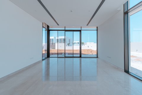 Villa te koop in Abu Dhabi, VAE 5 slaapkamers, 1347 vr.m., nr 748944 - foto 3