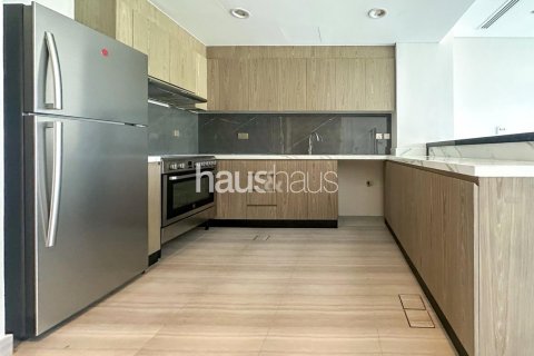 טאונהאוס להשכרה ב DAMAC Hills (Akoya by DAMAC), Dubai, איחוד האמירויות  4 חדרי שינה, 184 מ"ר, מספר 626516 - תמונה 3
