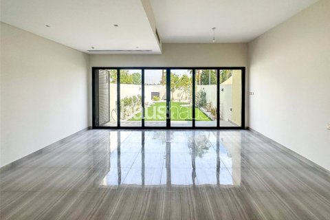 טאונהאוס להשכרה ב DAMAC Hills (Akoya by DAMAC), Dubai, איחוד האמירויות  4 חדרי שינה, 184 מ"ר, מספר 626516 - תמונה 1