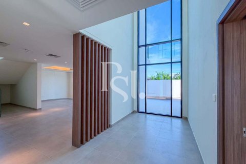 Villa en venta en Yas Island, Abu Dhabi, EAU 4 dormitorios, 633 m2 № 716526 - foto 4