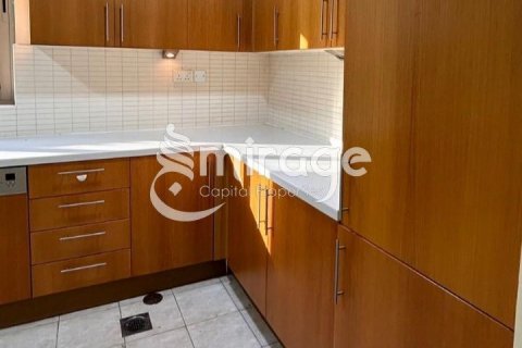 Üürile anda villa asukohaga Al Raha Gardens, Abu Dhabi, AÜE: 5 magamistoaga, 242.1 m² Nr 579926 - pilt 7