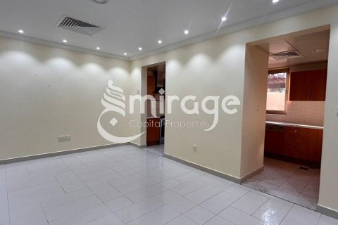 Üürile anda villa asukohaga Al Raha Gardens, Abu Dhabi, AÜE: 5 magamistoaga, 242.1 m² Nr 579926 - pilt 6