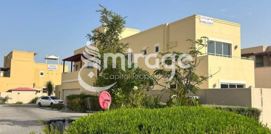 Villa in Al Raha Gardens, Abu Dhabi, UAE 5 bedrooms, 242.1 sq.m. № 579927