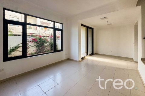Villa til leie i Reem, Dubai, Emiratene 3 soverom, 233.74 kvm Nr. 733777 - Foto 3