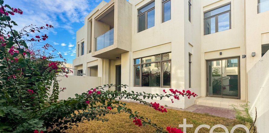 Villa i Reem, Dubai, Emiratene 3 soverom, 233.74 kvm nr. 733777