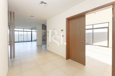 Huvila Yas Island, Abu Dhabi, Arabiemiraatit 4 makuuhuonetta, 430 m2 № 716962 - kuva 20