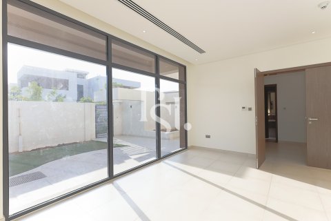 Huvila Yas Island, Abu Dhabi, Arabiemiraatit 4 makuuhuonetta, 430 m2 № 716962 - kuva 11