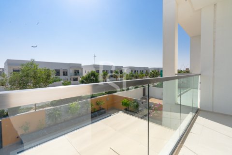 Kuća u nizu na Yas Island, Abu Dhabi, UAE 3 spavaćih soba, 312 m2 Br. 716961 - fotografija 13