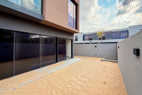 Tilal City, Sharjah, BAE’de kiralık sıra ev 3 yatak odası, 212 m&sup2; No 750738 - fotoğraf 2