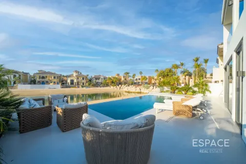 Villa till försäljning i Palm Jumeirah, Dubai, UAE 5 sovrum, 553 kvm Nr. 738009 - fotografi 13