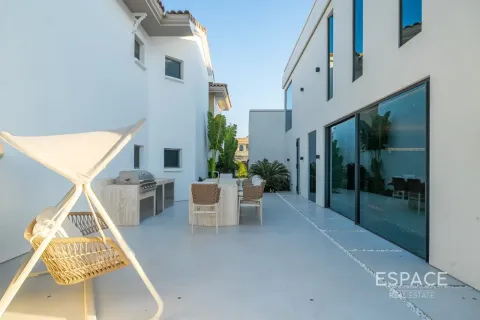 Villa till försäljning i Palm Jumeirah, Dubai, UAE 5 sovrum, 553 kvm Nr. 738009 - fotografi 16