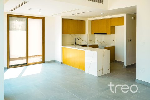 Villa till försäljning i Dubai, UAE 4 sovrum, 216.46 kvm Nr. 733244 - fotografi 4