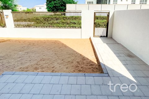 Villa till försäljning i Dubai, UAE 4 sovrum, 216.46 kvm Nr. 733244 - fotografi 14